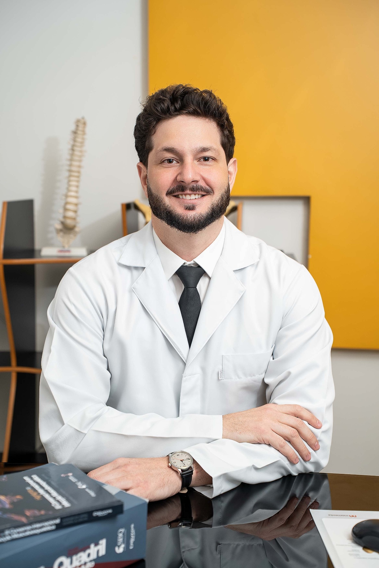 Retrato profissional do Dr. David Fingerhut
